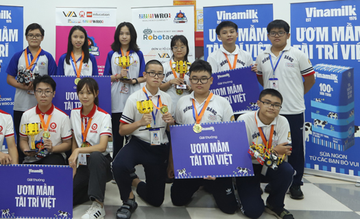 Vinamilk tiếp sức nhà vô địch nhí bứt phá tại Robotacon WRO 2023